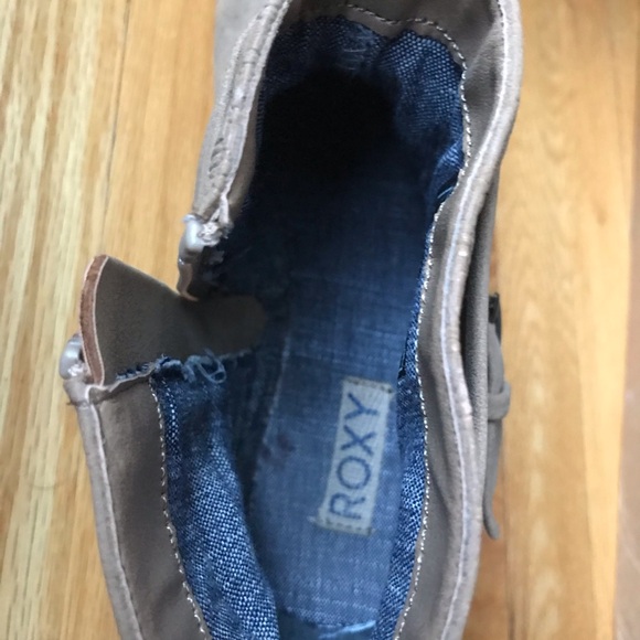 Roxy size 6 “Alamo” women’s short bootie in light tan, one inch heel 1” in VGUC - Picture 7 of 13